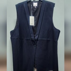 Cyrus NYC Statement Maker Vest